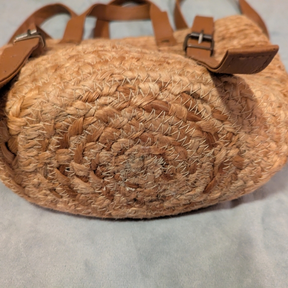 XIX Palms boho insulated cooler beach/picnic bag with towel/blanket straps - Picture 4 of 8